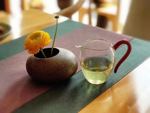 识茶辨伪：喝茶养生，享受纯净茶香